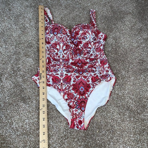 Nip Tuck swim suite one piece multiple cup fit ruched side slimming  SZ 6 - Picture 5 of 8